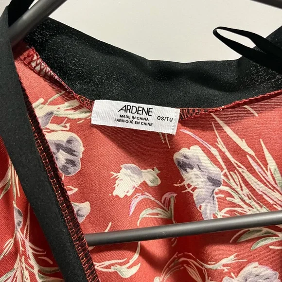 Ladies tunic - Picture 2 of 4